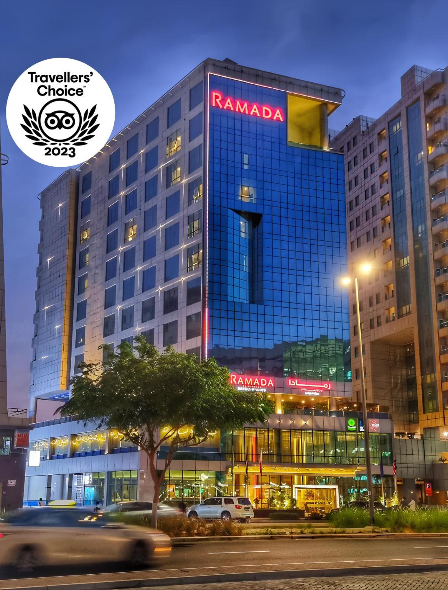 Ramada By Wyndham Dubai Barsha Heights Hotell Exteriör bild